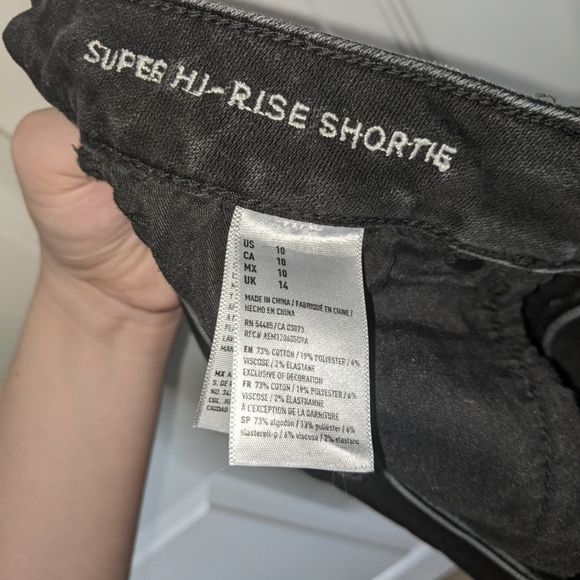 American Eagle Super Hi-Rise Super Super Stretch Shorties - Picture 6 of 6